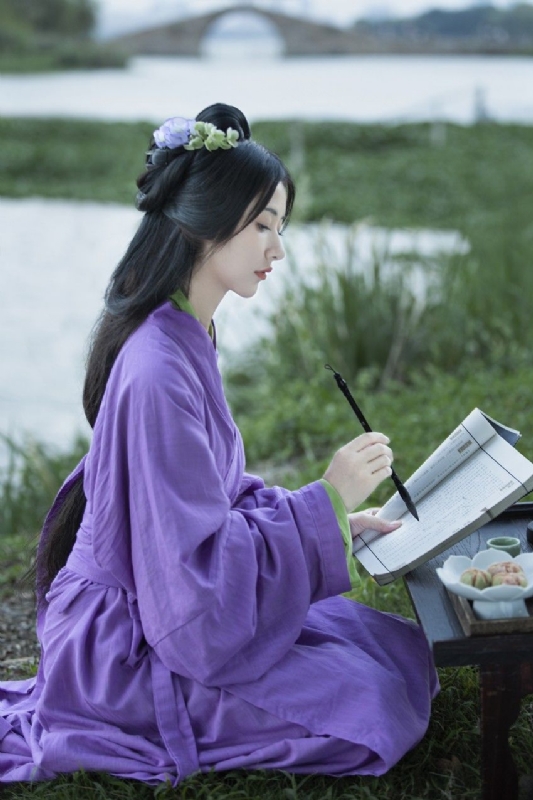 黄环儿的第一张照片--包头相亲服务中心