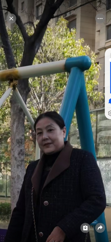 莹莹的第一张照片--包头相亲服务中心