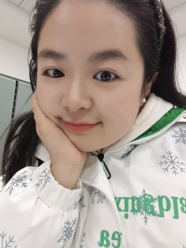 玥玥的第一张照片--包头相亲服务中心