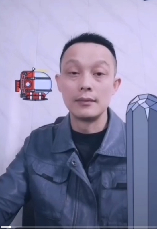 易进的第三张照片--包头相亲服务中心