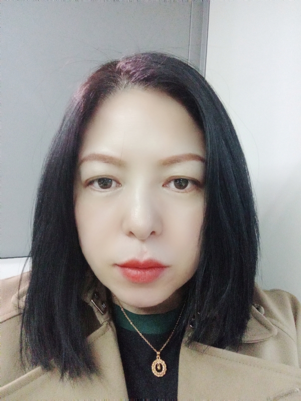 尘颜的第一张照片--包头相亲服务中心