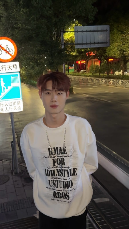 与宇的第一张照片--包头相亲服务中心