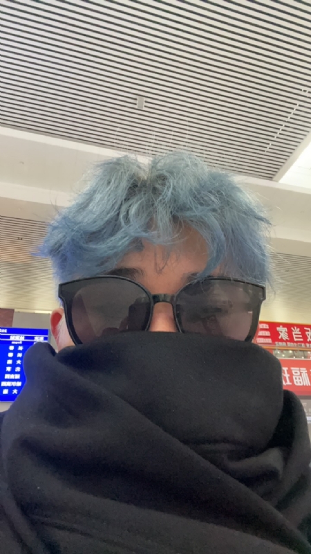 平行线的第一张照片--包头相亲服务中心