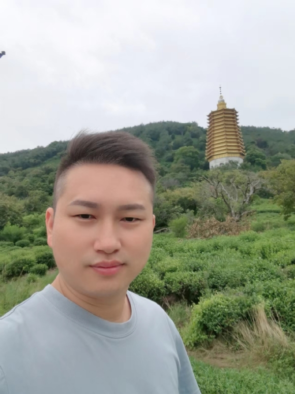 陈文海的第一张照片--包头相亲服务中心