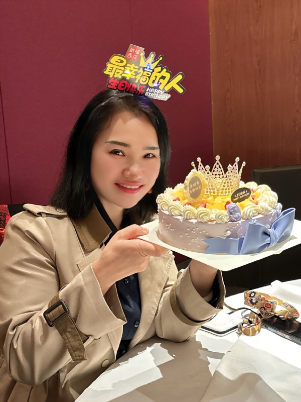 Apple的第一张照片--包头相亲服务中心