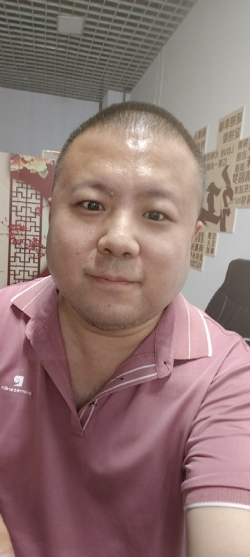 漫步星辰的第一张照片--包头相亲服务中心