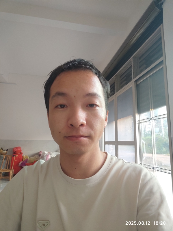杨培鑫的第一张照片--包头相亲服务中心