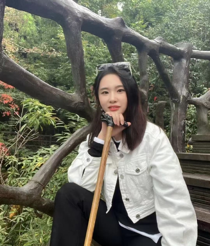 琪琪的第一张照片--包头相亲服务中心